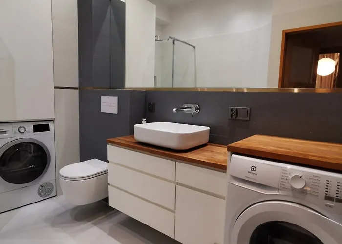 公寓 Cozy Spacious With Balcony 克拉科夫