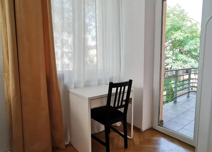 Cozy Spacious With Balcony * 克拉科夫