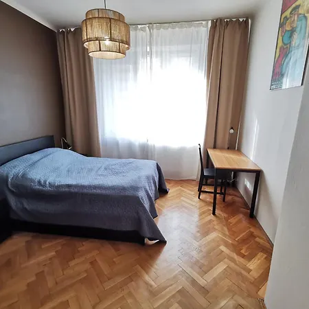 Cozy Spacious With Balcony * Краков